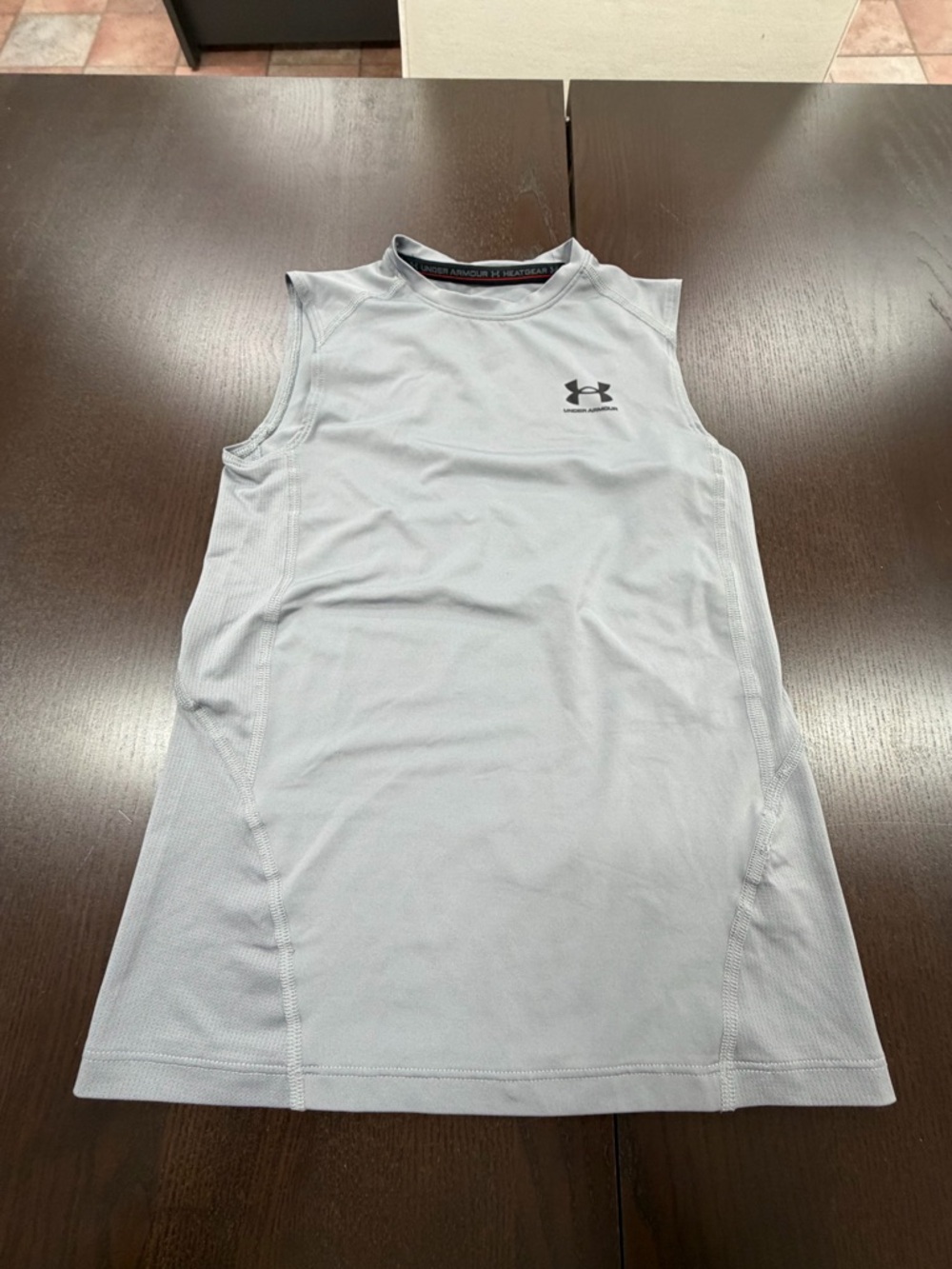 One size youth medium Under Armour tank